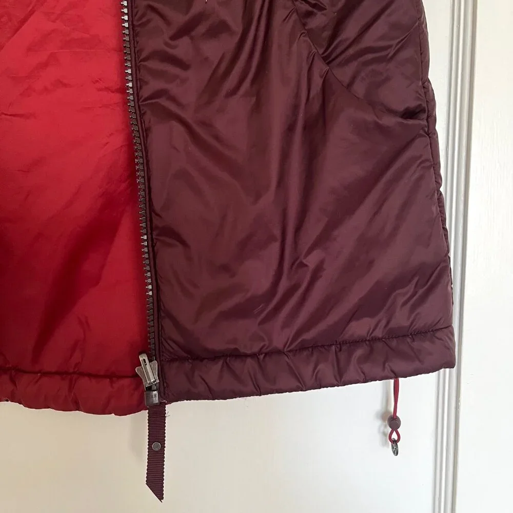 Lululemon Layer Up Reversible Insulated Vest in Bordeaux and Red | Size 4 - Picture 8 of 16